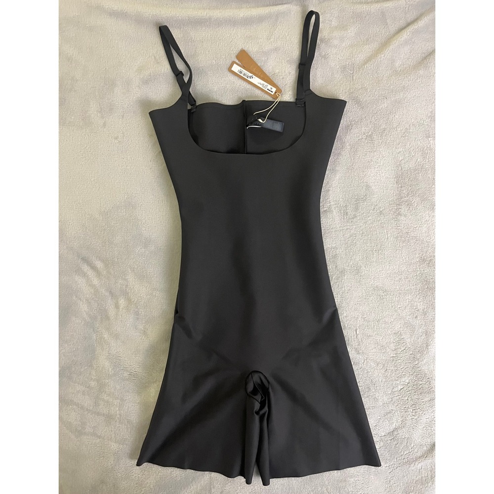 SKIMS Large Open Bust Mid Thigh Bodysuit Onyx Hourglass Snatched BD-MDT-3287